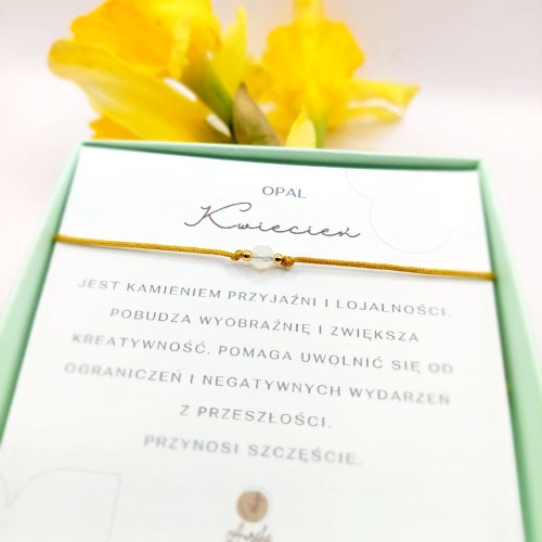 bransoletka kwiecień- opal