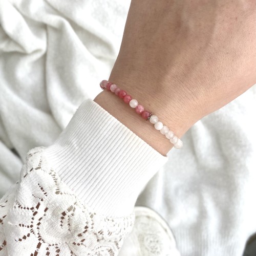 bransoletka-z-kamieni-naturalnych-w-kolorze-różowym-i-białym